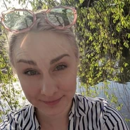 Kate's Twitter avatar