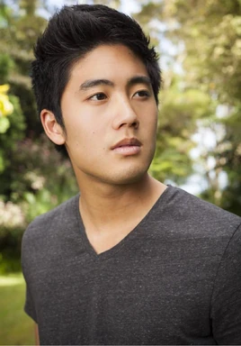 RyanHiga suehud-opt-200x300