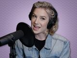 Courtney Opens Up About Her Sexuality - SmoshCast 3 Highlight