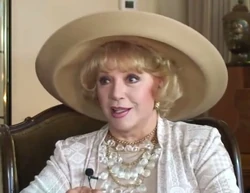 Ruta Lee