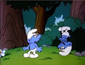 His alien visitor just loves to hang around!