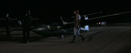 Plissken approaches the Gullfire