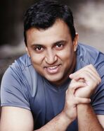 Robbiesegulam1.jpg (60 KB)