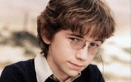 Klaus with glasses in the film adaption