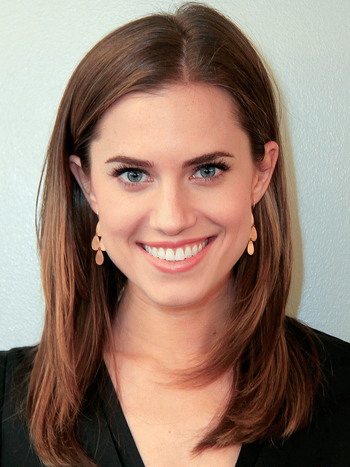 Allison-williams sc 768x1024