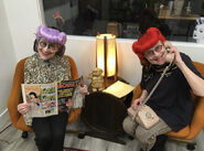 Robbinswigbts.jpg (472 KB) With Joyce Robbins.