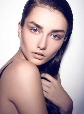 Zianna Castell | SnitchSeekerRPG Wiki | Fandom