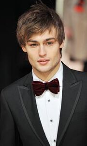 Douglas-booth-mens-hair-trends-2012