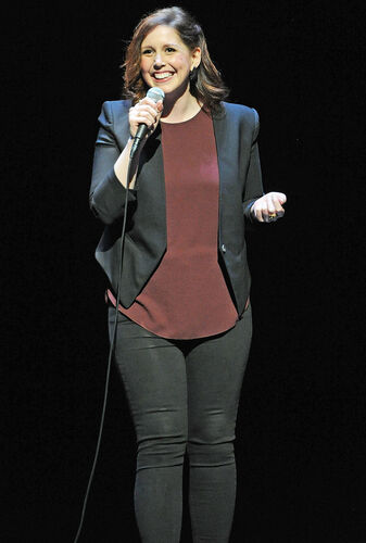 VanessaBayer3