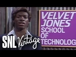 Velvet_Jones-_I_Wanna_Be_a_Ho_-_SNL