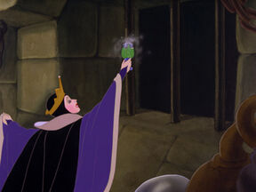 Snow-white-disneyscreencaps