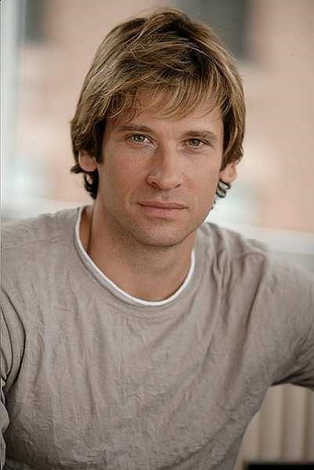 Todd Manning (Roger Howarth), General Hospital Wiki