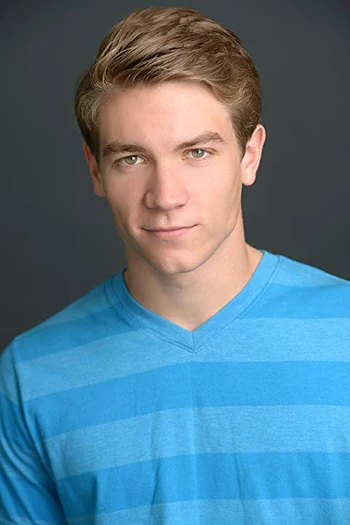Lucas Adams as Noah Newman