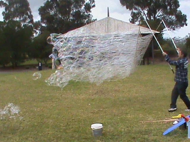 multiple bubble wand