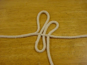 Loose end buried inside hollow braid