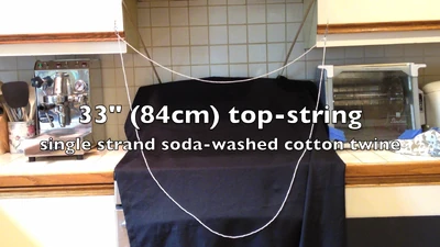 The base loop (non-modular) used for these bubbles. For some an extra strand was clipped an additional a top-string.