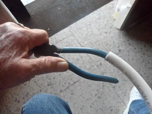 Flex your long section of tubing into its approx. shape (round). the very ends need extra curvature to simplify the assembly (as shown).