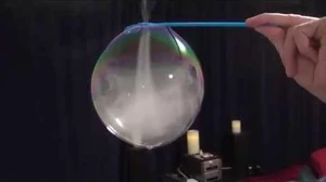 My_favorite_bubble_trick,_Tom_Noddy's_Tornado