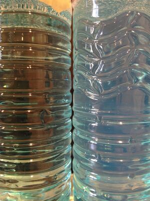 (Left) Tap water and Dawn Pro (20:1). (Right) Tap water and Dawn Pro adjusted to pH 7.7 with 5% citric acid.