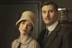 Downton-abbey-gwen-harding-e1445195483716