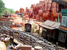Big-Thunder-Mountain-Railroad-2.jpg