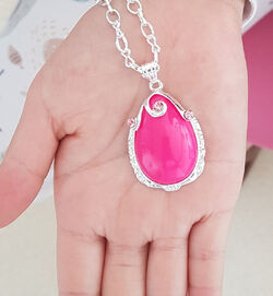 Sofia the first pink amulet clearance