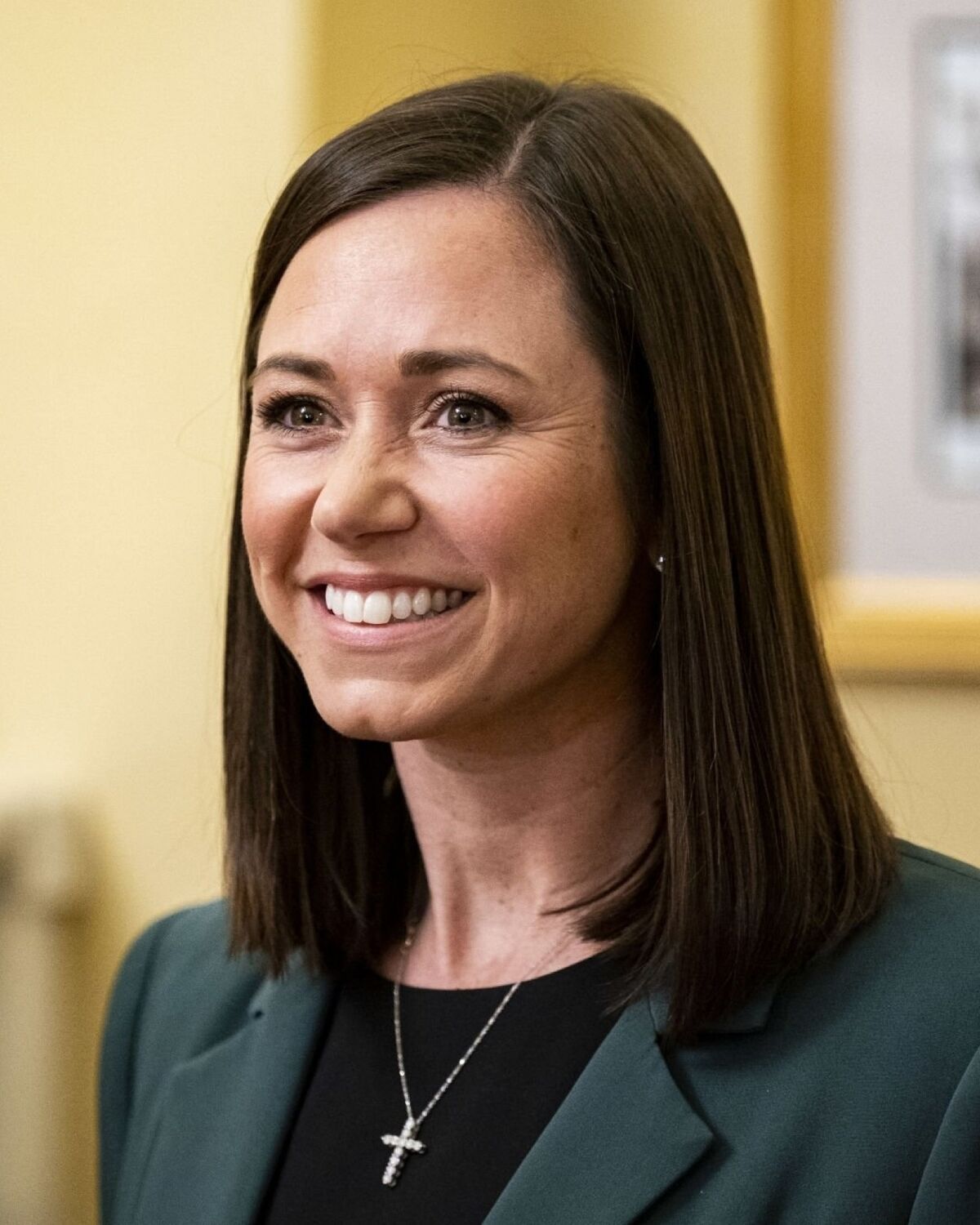 Katie Britt Tea 67 - eo6c0em