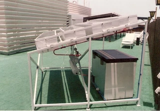 Rééfrigérateur solaire Coldfego, vue de coté