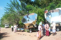 Villagers in the Sun.jpg (695 KB)