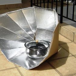 Solar cooker designs