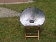 Fig. 12. Cuisson solaire dans la cour