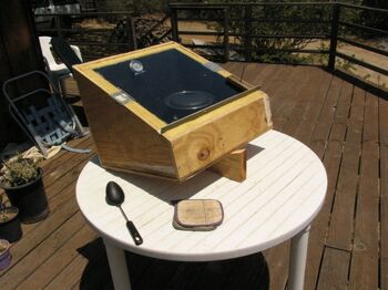 Becker's do-it-yourself solar cooker