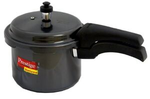 Black pressure cooker