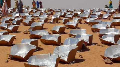 Les_femmes_réfugiées_du_Darfour_cuisinent_solaire