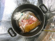 4) Cuisson de lardon dans le sachet de cuisson (couvercle enlevé)