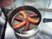 UltraLightCooker-2.jpg (227 kio) Saucissons cuits (0,6 kg)