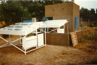 Deux réfrigérateurs solaires Coldfego chez Pasteur-Mérieux à Bulsa (Burkina-Faso)