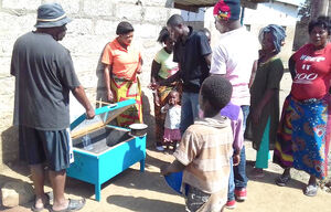 Solar box cooker in Zambia, Musonda, 11-15-17 copy