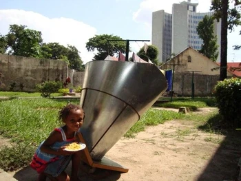 A Solar Cooker locally build in Congo-Brazzaville april 2009