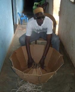 Jorge Seidi constructs a .