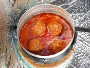 Fig. 15. Boulettes de viande à la sauce tomate (0,5 kg)