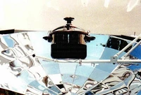 Autocuiseur dans un cuiseur parabolique