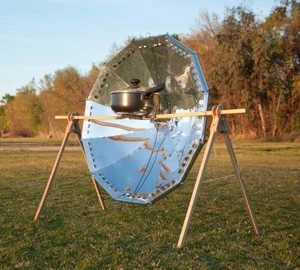  lightweight parabolic solar cooker