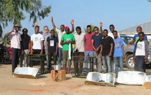 AUN students, Nigeria, fabricate CooKits, 10-15-15