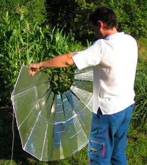 Cocina Solar Parabólica Plegable 1