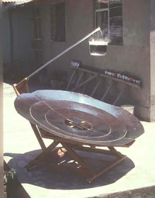Fresnel Solar Cooker: English, French