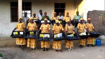 Solar_Liberty_Foundation_Solar_cookers_in_Kitenga,_Tanzania