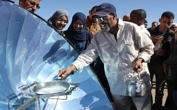 Solarama Energy & Services solar cooking demonstration, 8-25-14,