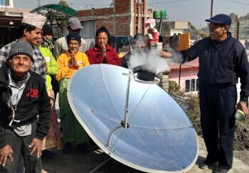 Nepalese group watch solar cooker, SCI, 6-10-21 copy