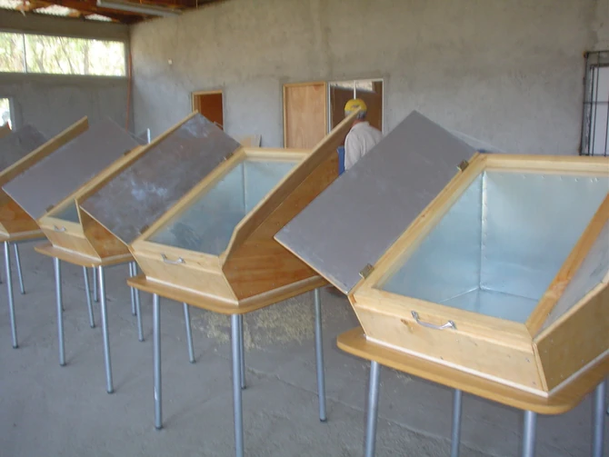 Hornos Solares proyecto FPA 2013 Comunidad Cerro Blanco